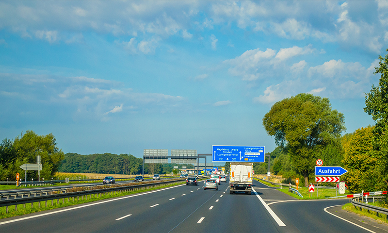 A Tongmu Laser Vehicle Detector Assists High Speed ETC, Upgrading High Speed Smart Toll Collection